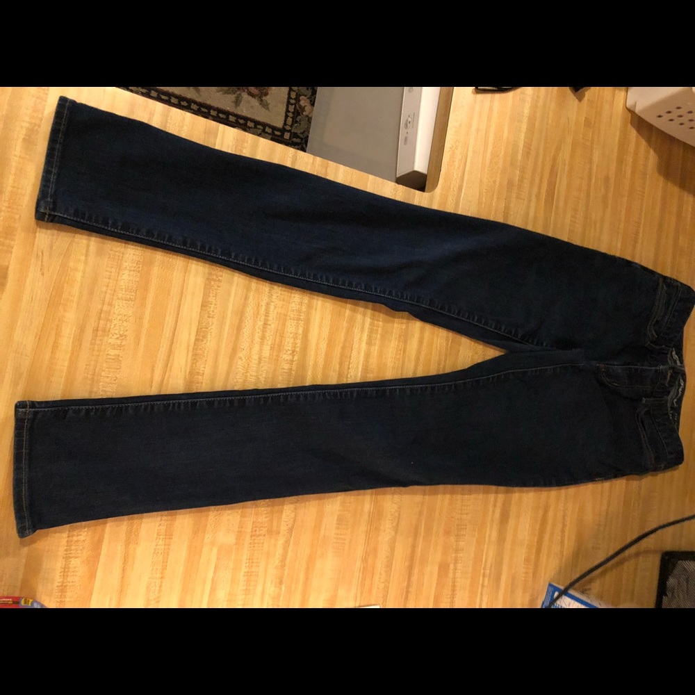 WOMANS EDDIE BAUER JEANS